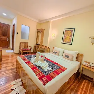 Hotel Luang Phasouk
